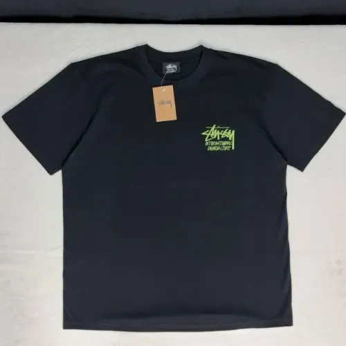 camiseta stussy man is least himself preta