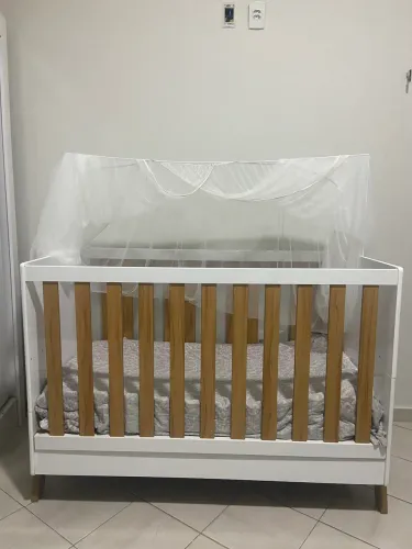 Berço e Guarda roupa infantil