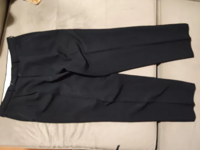 Calça Social Masculina Preta Alfaiataria 44 - R$ 15