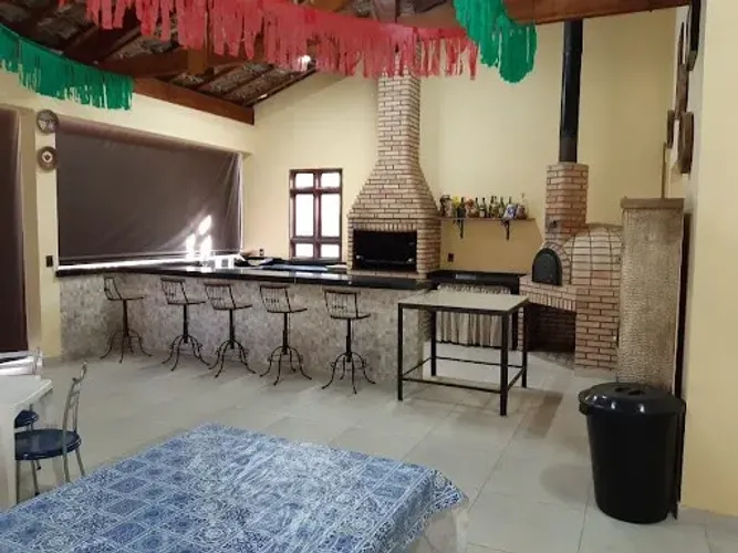 Chácara para Venda ou Locação em Louveira-SP, Bairro Monterrey: 4 Quartos, 1 Suíte, 4 Banh