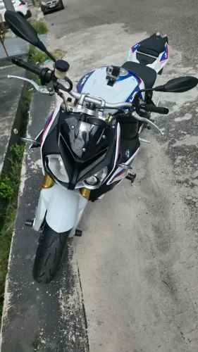 BMW S1000R