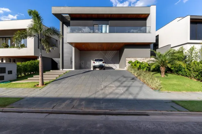 Casa nova à venda e locação no Alphaville Dom Pedro 3 - Campinas/SP.
