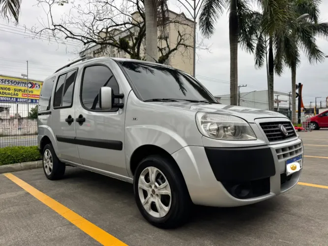 Fiat Doblo Essence 1.8 Flex 16V 5P 2015
