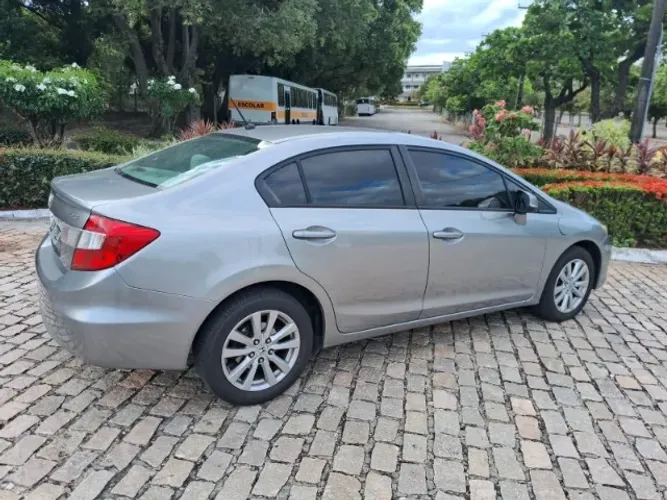 Honda Civic Sedan LXS 1.8/1.8 Flex 16V Aut. 4P 2013