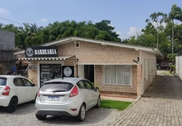 Aluguel Imóvel Comercial 160m² + 500m² Estacionamento - Centro de Gaspar/SC