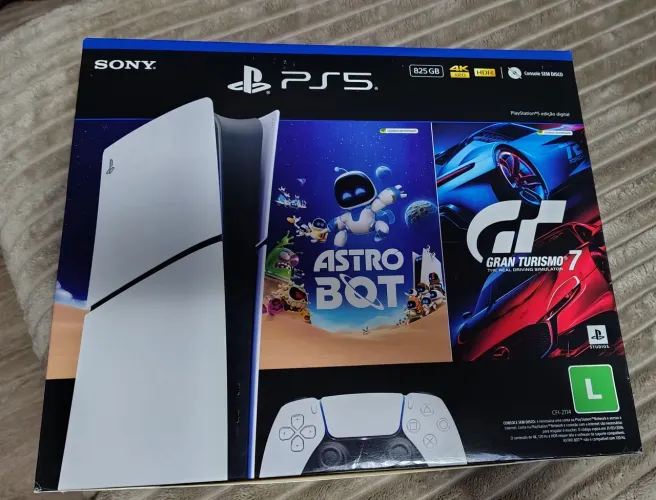 Jogos Astro bot e Gran turismo 7 