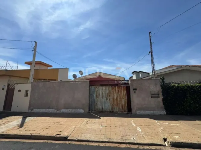 Casa Padrão à Venda em Vila Brasília - São Carlos: Conforto e Praticidade!