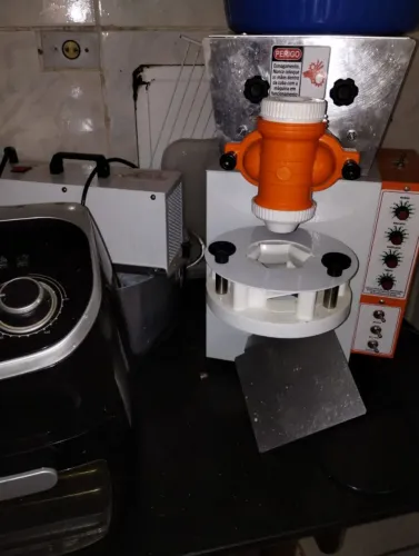 Máquina de doces e salgados 