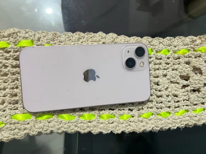 iPhone 13 para retirada de peças 