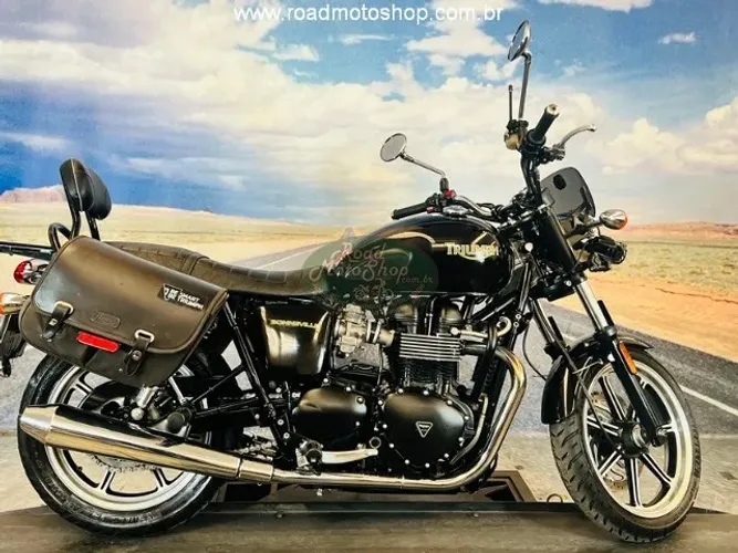 TRIUMPH BONNEVILLE 900CC PRETA -2009 -12.300Km