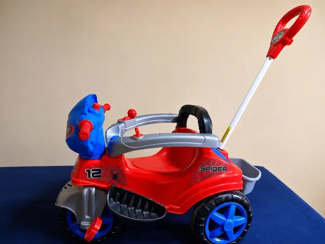 Triciclo Passeio e Pedal Infantil Maral Baby City Spider