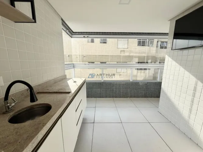 Apartamento à venda em Praia Grande no bairro da Guilhermina com 2 Dormitórios