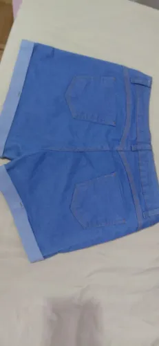 Shorts jeans feminino Novo.