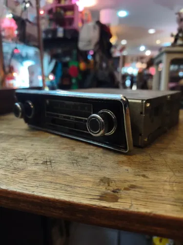 Rádio Automotivo Philco Ford. No estado
