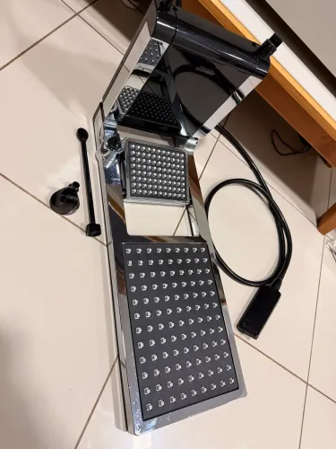 Chuveiro e ducha Acqua Duo Black Ultra Lorenzetti 220V 7800W