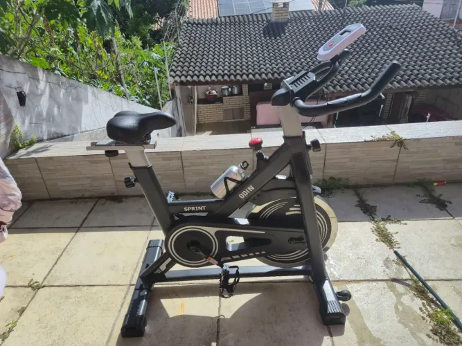 Bicicleta Spinning Odin Fit Sprint 13 kg - 3 meses de uso e garantia