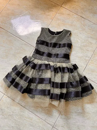 Vestido LOL dourada
