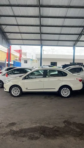 Fiat Grand Siena Essence 1.6 Flex 16V 2015