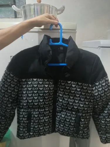jaqueta preta EA7 Emporio Armani