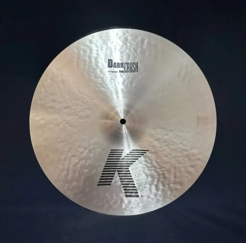 Prato crash Zildjian K dark 17 novo