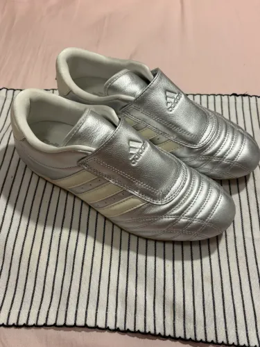 Vendo Adidas Taekwondo Número 37