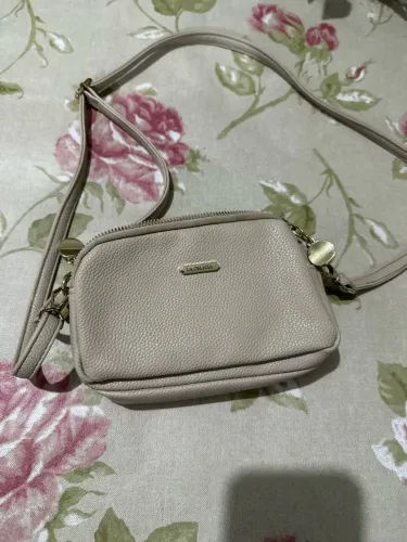 Bolsinha creme 