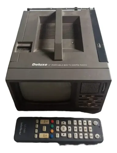 Tv Preto & Branco 5 C/ Conversor Digital Adaptado E C. R. (Usado) #