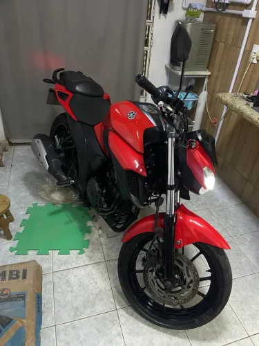 Fz25 2018