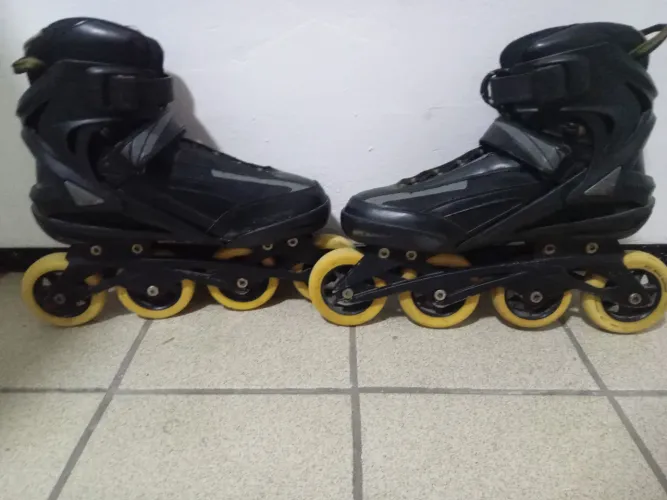 Patins Preto Gonew