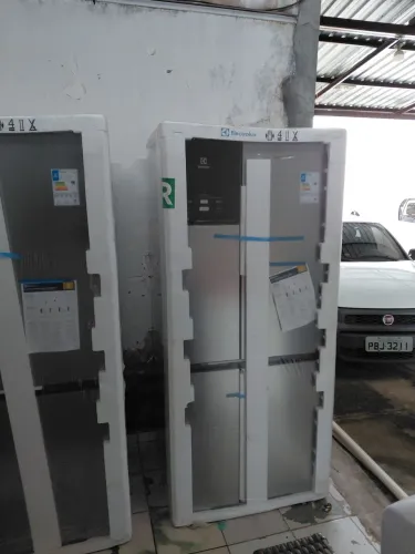 Geladeira Electrolux Z * Z *