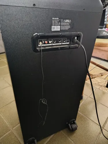 Som Aiwa 1600w aceito cartão de crédito 