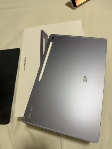 Tablet Samsung Tab S10 FE+ tela de 13.1 polegadas
