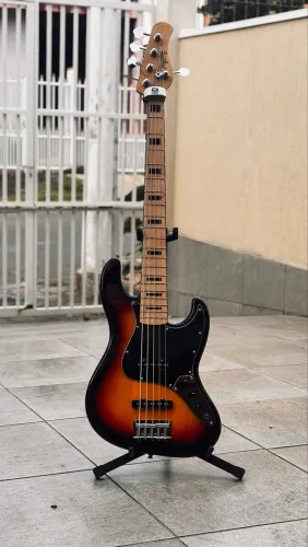 Tagima TJB5 (BLINDADO) Classic Series Jazz Bass 