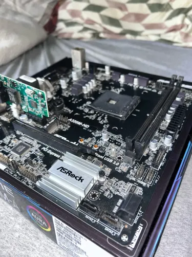 Placa mãe ASRock A320m - HD