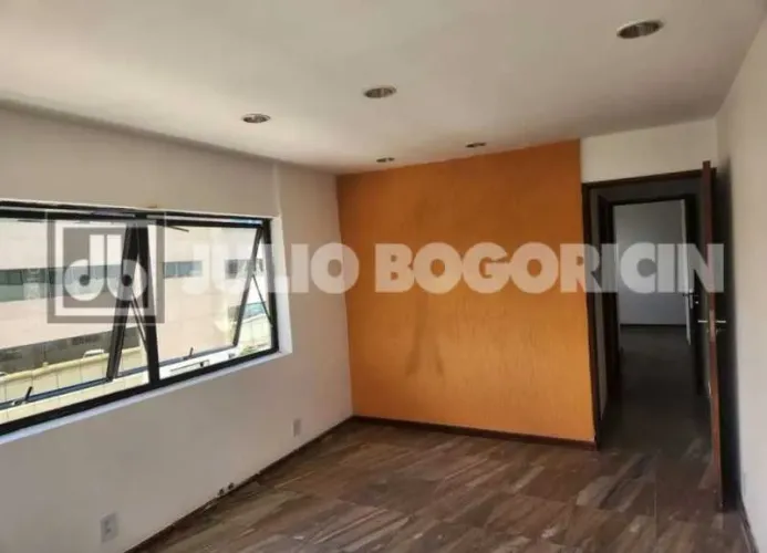 Julio Bogoricin Vende Sala Comercial Barra Plaza 38 m² 1 Vaga Barra da Tijuca