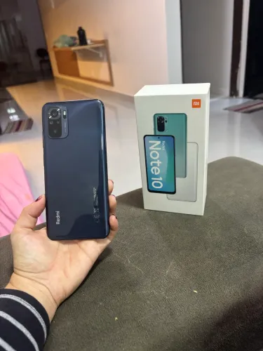 Celular Redmi note 10 em ótimo estado!!