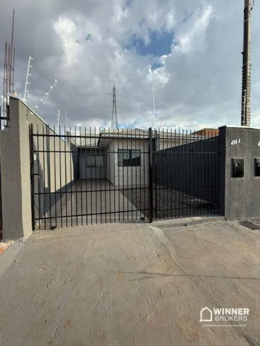 CASA NOVA, COM LOCALIZAÇÃO PREVILEGIADA EM SARANDI