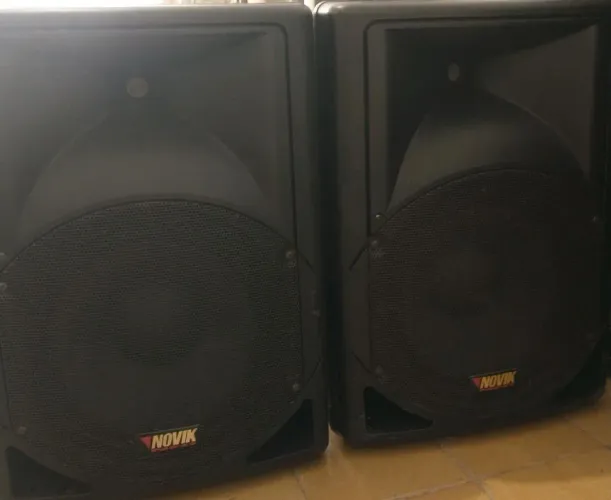 Vendo caixas ativas Novik