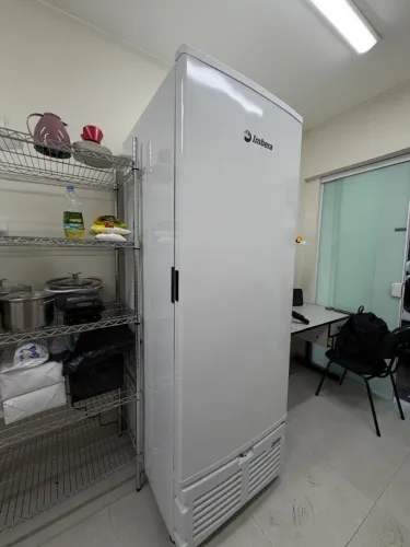 Freezer Vertical Imbera 560 Litros Tripla Ação EVZ21 MAX Branco - 220V