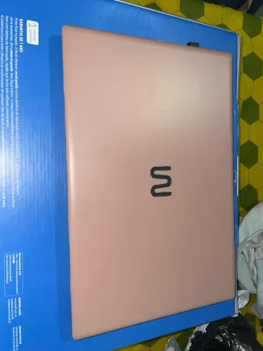 Notebook ultra mult apenas 3meses de uso