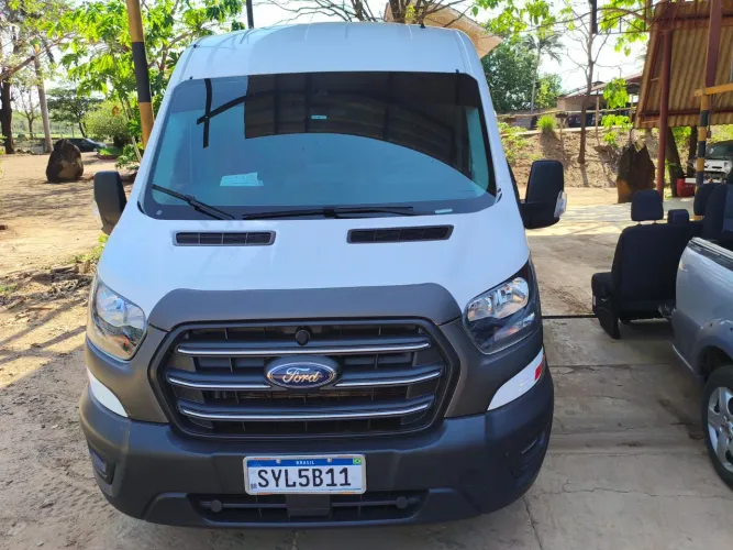 Ford Transit Minibus Vidrada 2.0 16V DIE Aut. 2023