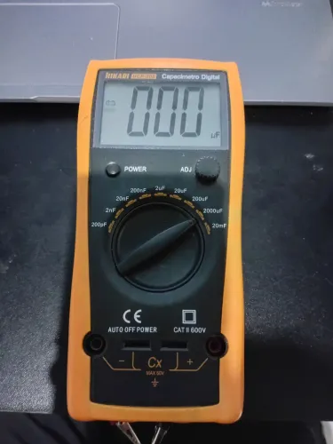 Capacímetro hikari