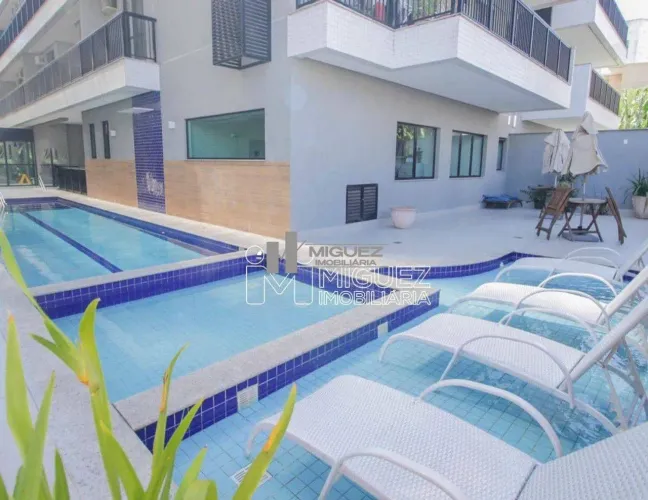 Apartamento à venda Rua Oito de Dezembro - Maracanã. Varanda, 2 quartos, sendo 1 suíte, 1
