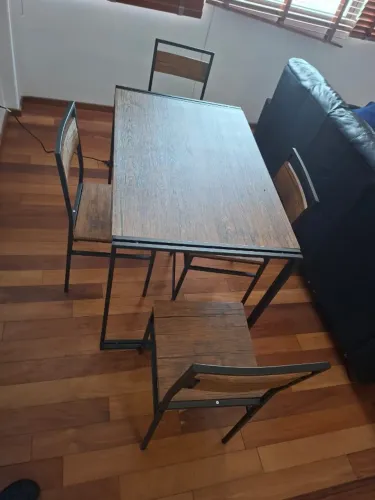 Conjunto de Mesa Wooden com 4 Cadeiras Preto e Amendoa