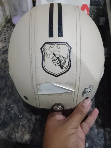 Vendo capacete antigo