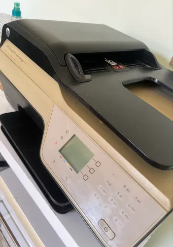 Impressora HP Deskjet Ink Advantage 4615