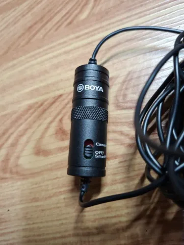 Microfone de Lapela Boya BY-M1 - Cabo de 6 Metros e Conector P2 (Excelente Estado)