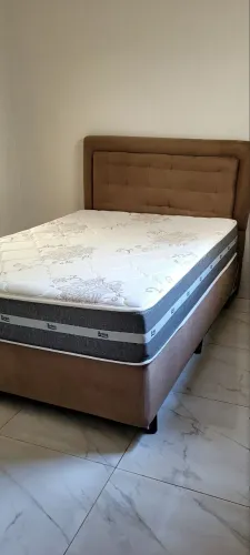 Conjunto cama box casal completo Anjos + colchão + cabeceira estofada