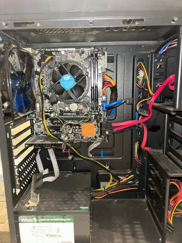 Computador Gamer Intel Core i3 7100 - 16GB DDR4 - SSD 128GB