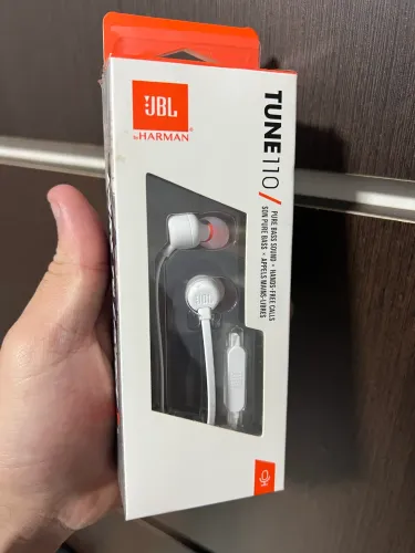 Fone de ouvido JBL Tune 110 - novo 